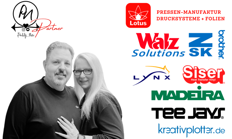 Paarporträt mit Logos von Partnerunternehmen und einer Website.